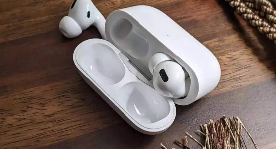 How to Find AirPods When Offline