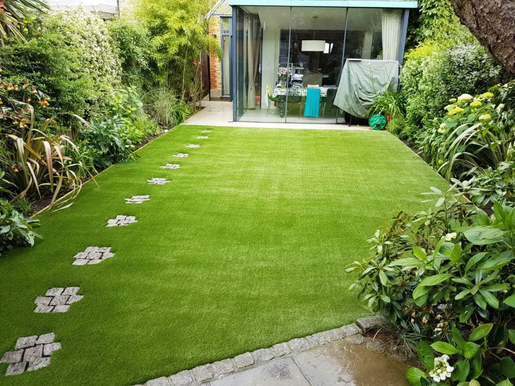 Artificial Grass Installation 101: Creating a Beautiful, Low-Maintenance Lawn